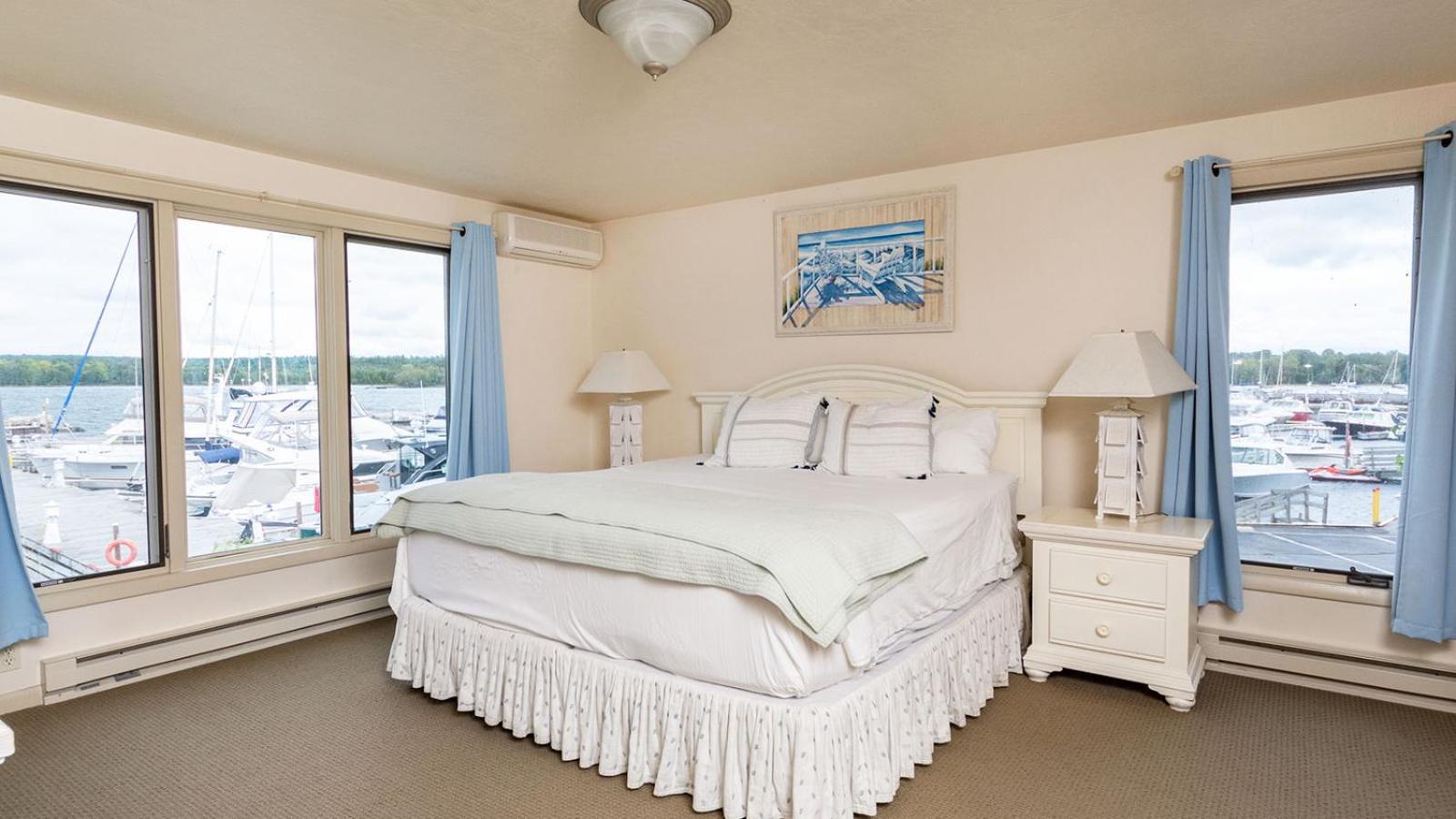 Inn Harbor Fish Creek